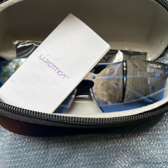 Vogue Fashion Blue glasses Made Italy - Picture 3 of 6